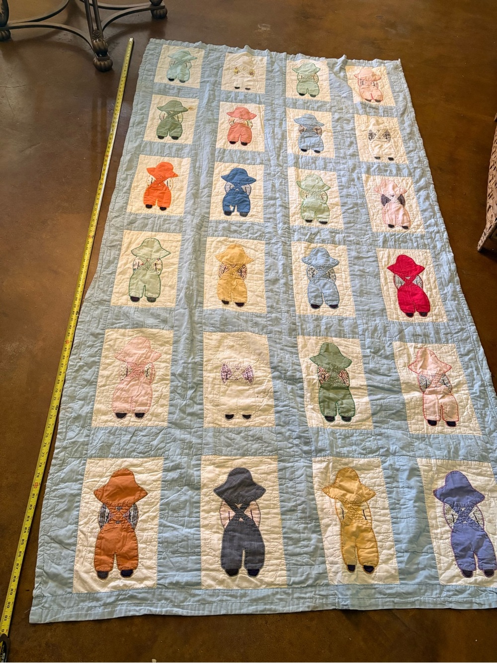 Handmade Sunbonnet Sue Patchwork Baby Quilt - Pastel Multicolor. Vintage